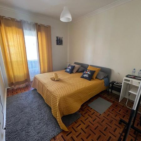 Urban Guest House Sacavem Bagian luar foto