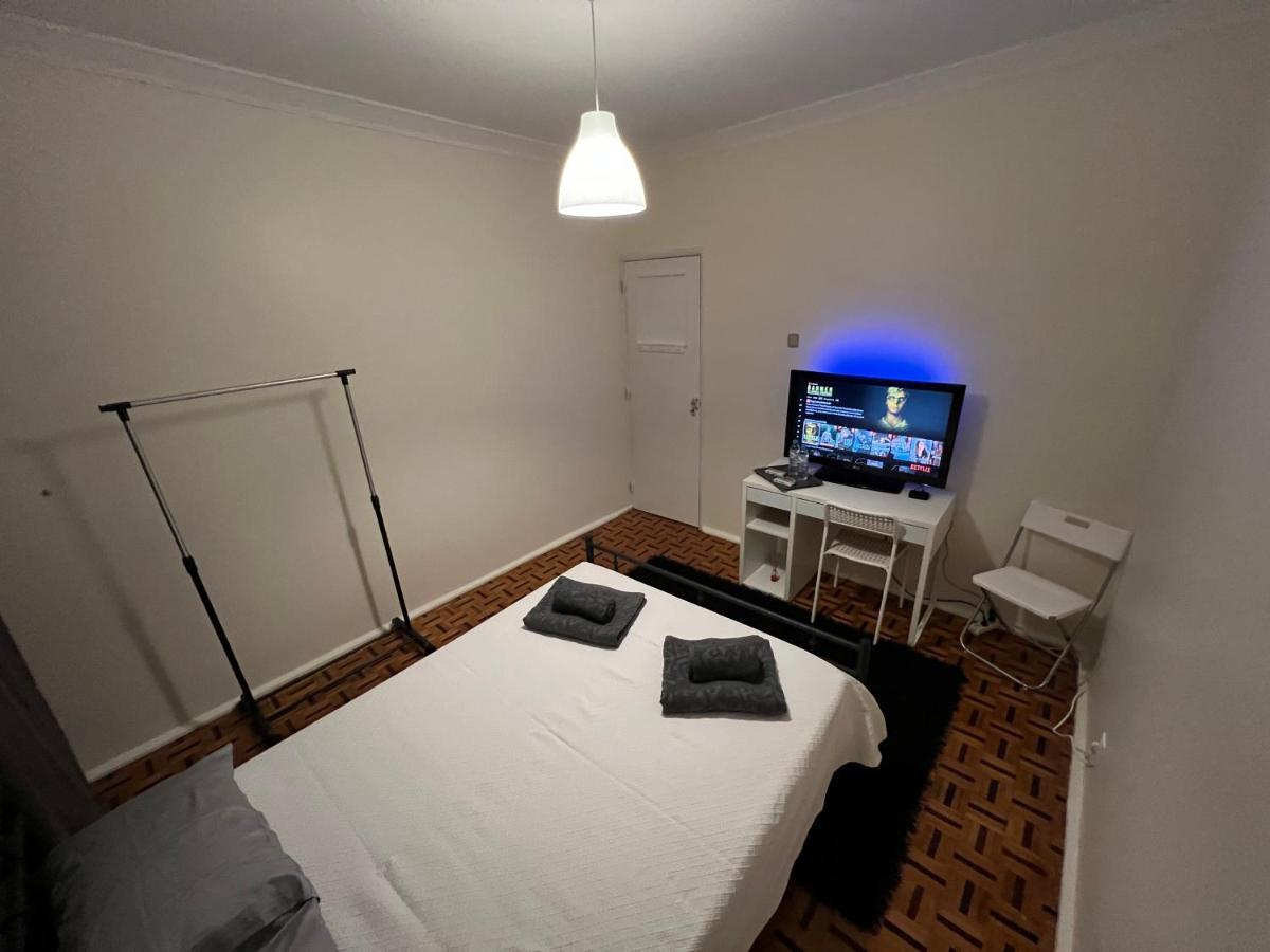 Urban Guest House Sacavem Bagian luar foto