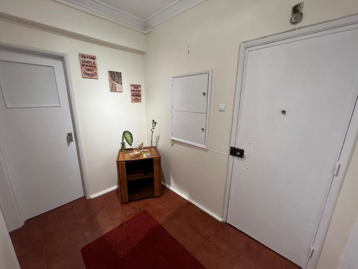 Urban Guest House Sacavem Bagian luar foto